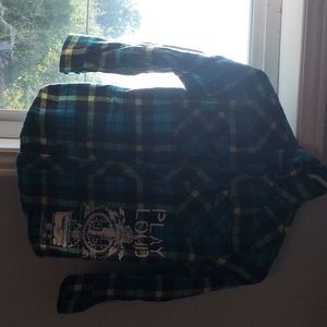 It’s a very beautiful shirt